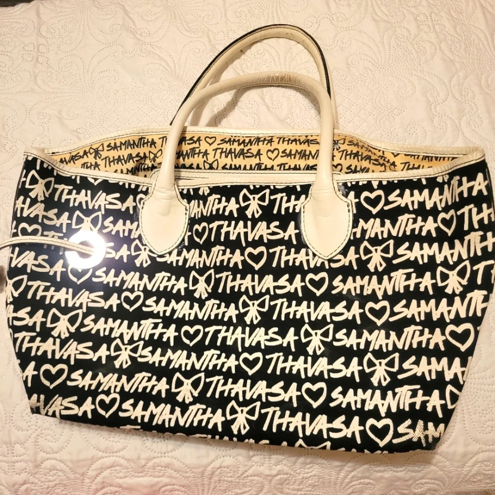 Samantha Thavasa Canvas Graffiti Tote EUC Modern Goth‎ Punk